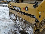 2012 CATERPILLAR CB64 Photo #4