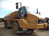 2011 CATERPILLAR 725 Photo #1