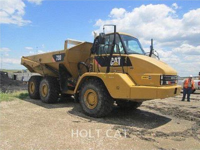 2011 CATERPILLAR 730 Photo
