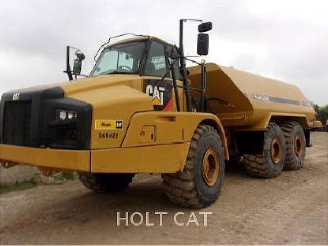 2011 CATERPILLAR 740B Photo