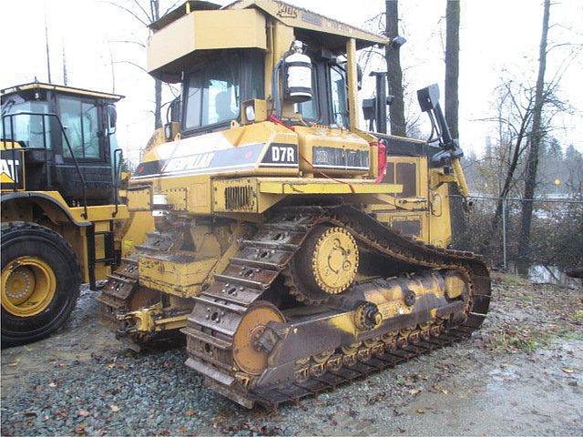 2001 CATERPILLAR D7R Photo