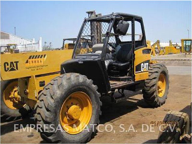 03 CATERPILLAR TH360B