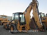 2010 CATERPILLAR 450E Photo #3