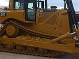 2011 CATERPILLAR D8T Photo #2