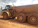 2005 CATERPILLAR 735 Photo #2
