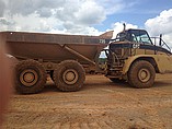 2005 CATERPILLAR 735 Photo #4
