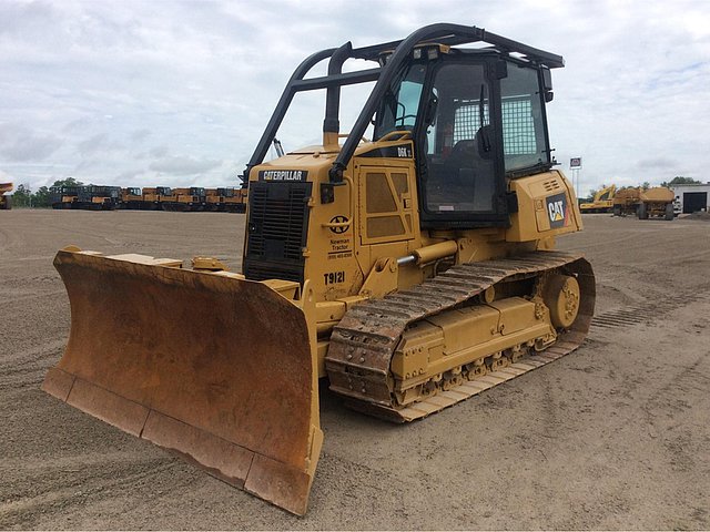 2009 CATERPILLAR D6K XL Photo