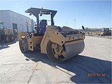 2011 CATERPILLAR CB64 Photo #4