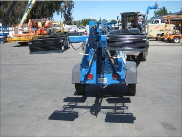 2008 GENIE TML4000N Photo