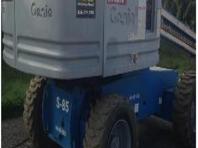 2008 GENIE S85 Photo