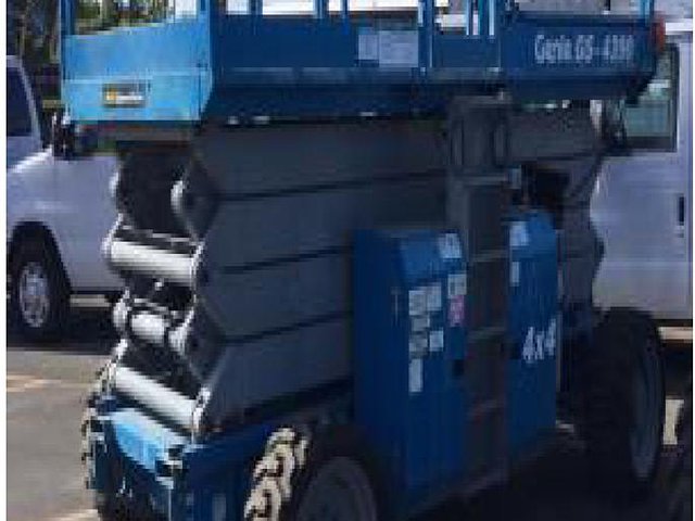 2008 GENIE GS4390RT Photo