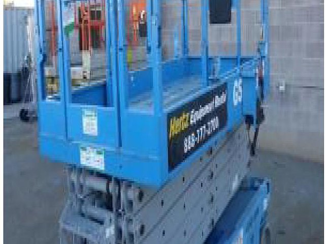 2008 GENIE GS3246 Photo
