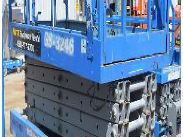 2008 GENIE GS3246 Photo