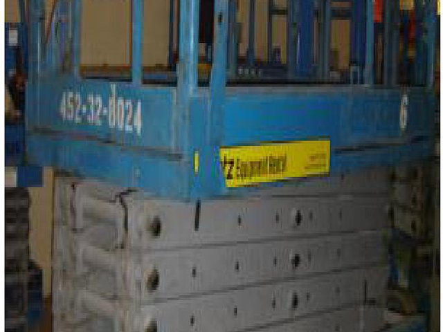 2008 GENIE GS3246 Photo