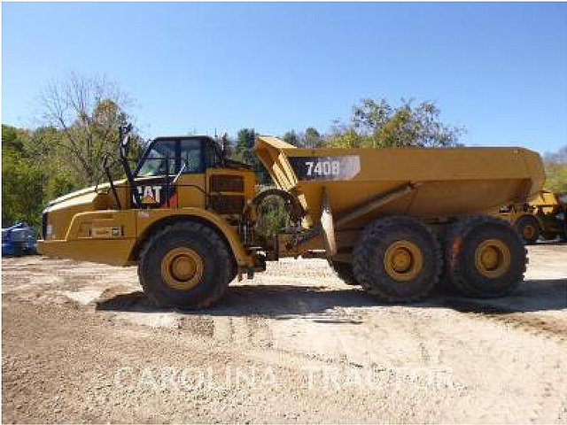 2012 CATERPILLAR 740B Photo