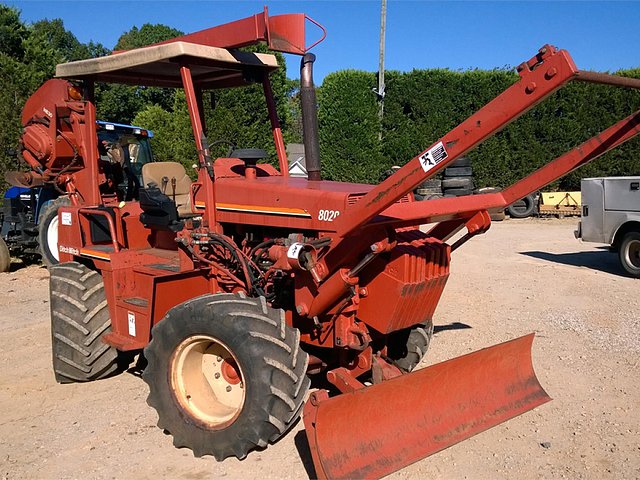 DITCH WITCH 8020JD Photo