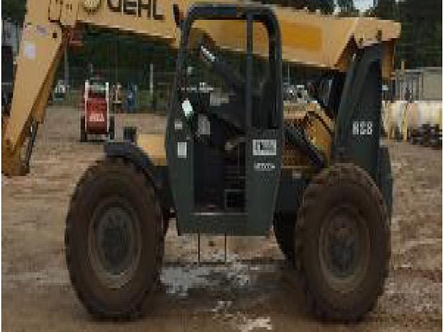 2007 GEHL RS8-42 Photo