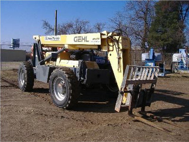 2007 GEHL RS8-42 Photo