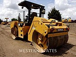 2013 CATERPILLAR CB54XW Photo #3