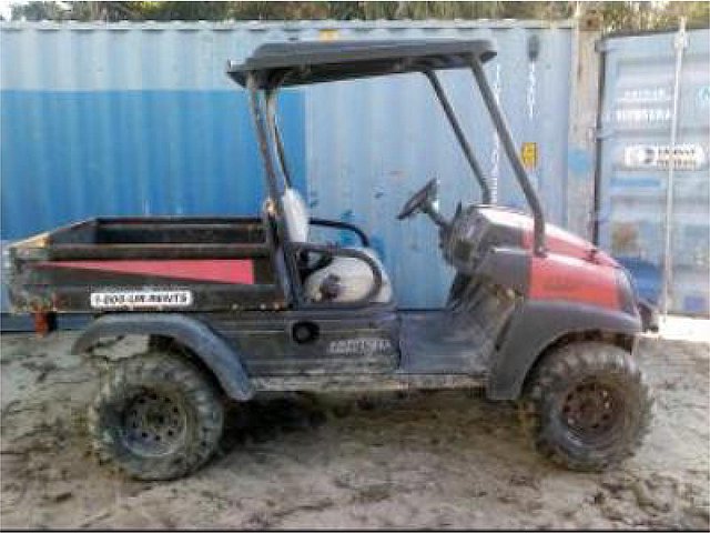 2011 CLUB CAR XRT1550G Photo