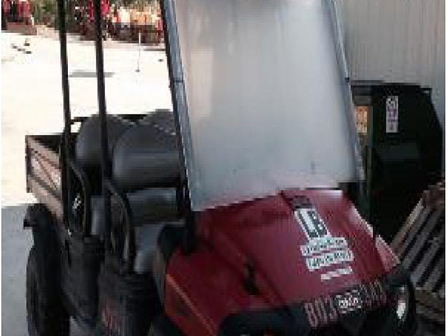 2010 CLUB CAR XRT1550 Photo