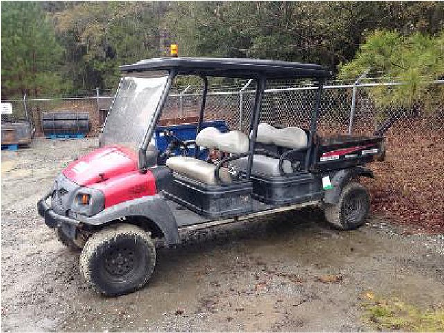 2010 CLUB CAR XRT1550 Photo