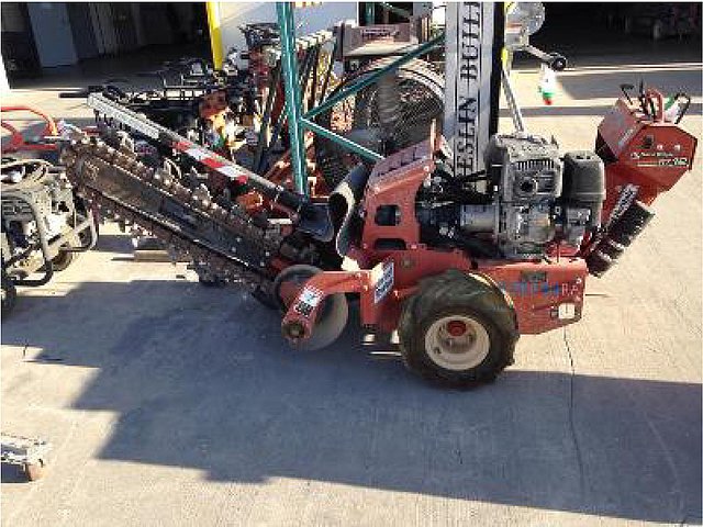 2010 DITCH WITCH RT12 Photo