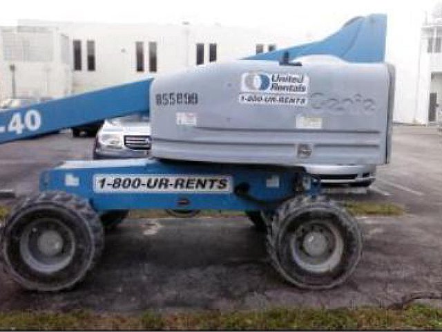 2006 GENIE S40 Photo