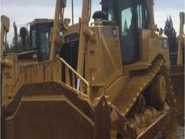 2011 CATERPILLAR D8T Photo