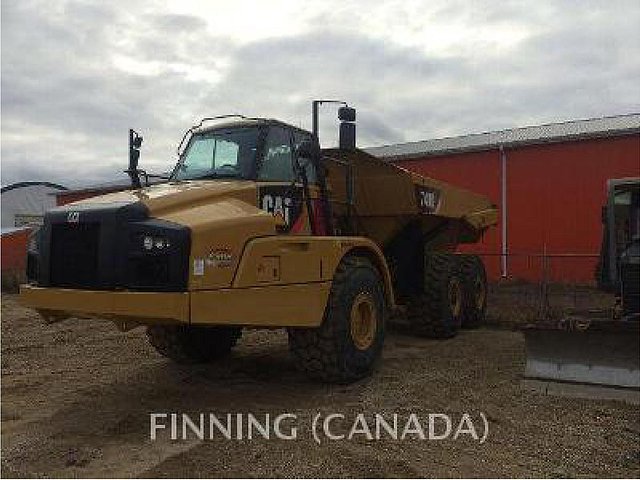 2012 CATERPILLAR 740B Photo