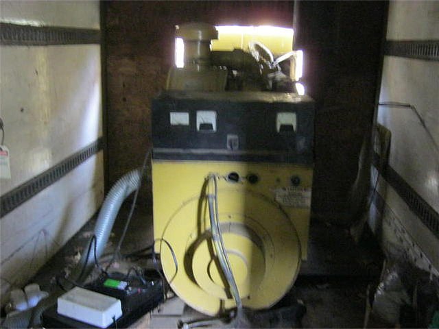 CATERPILLAR D343 Photo