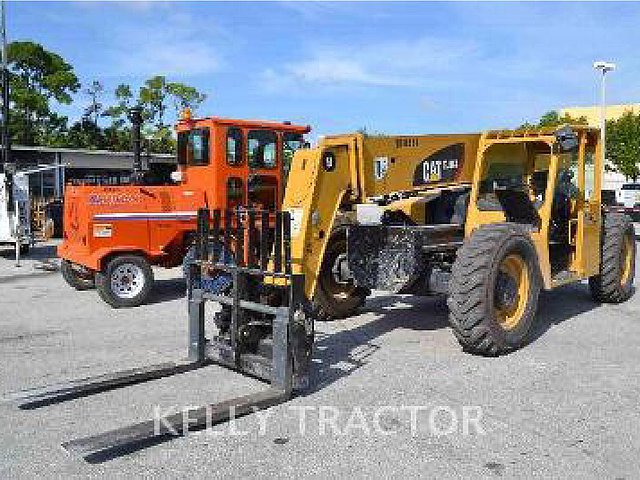 2012 CATERPILLAR TL943 Photo