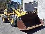 2009 CATERPILLAR 938H Photo #2