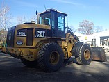 2005 CATERPILLAR 930G Photo #3