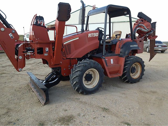 2003 DITCH WITCH RT90H Photo