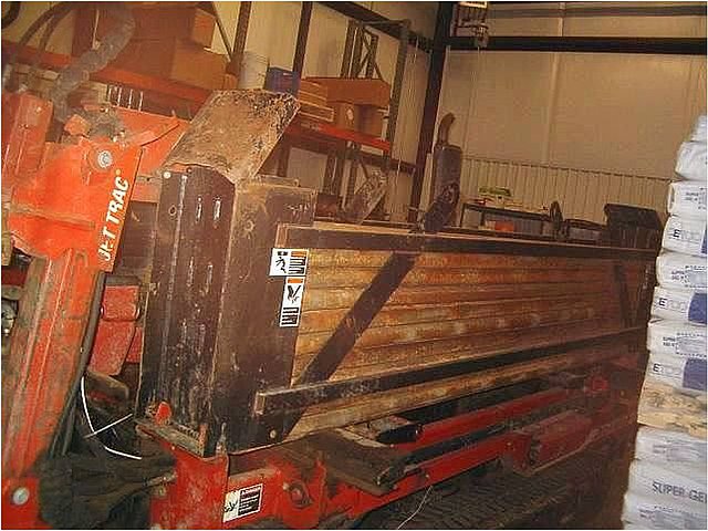 2000 DITCH WITCH JT1720 Photo