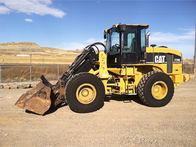 2003 CATERPILLAR IT28G Photo