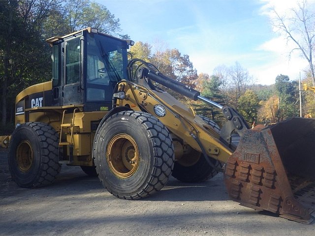 2005 CATERPILLAR 930G Photo
