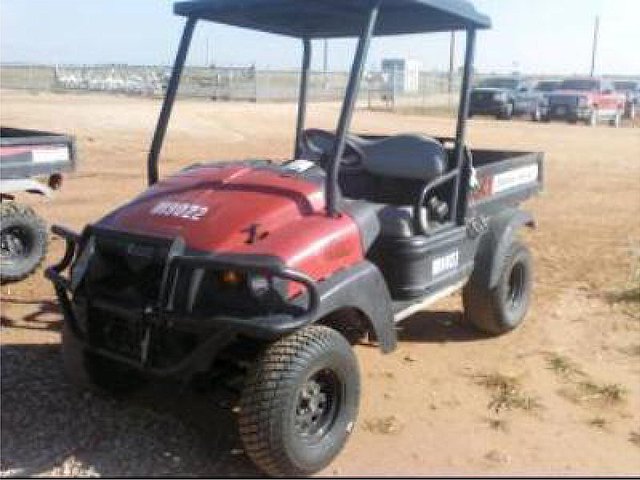 2010 CLUB CAR XRT1550G Photo