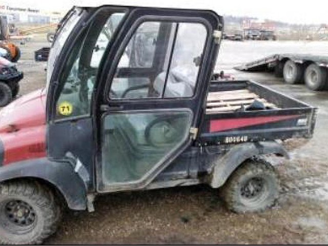 2010 CLUB CAR XRT 1550G W/CAB Photo