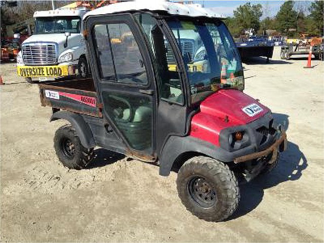 10 CLUB CAR XRT 1550G W/CAB