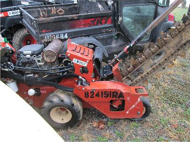 2010 DITCH WITCH RT24 Photo