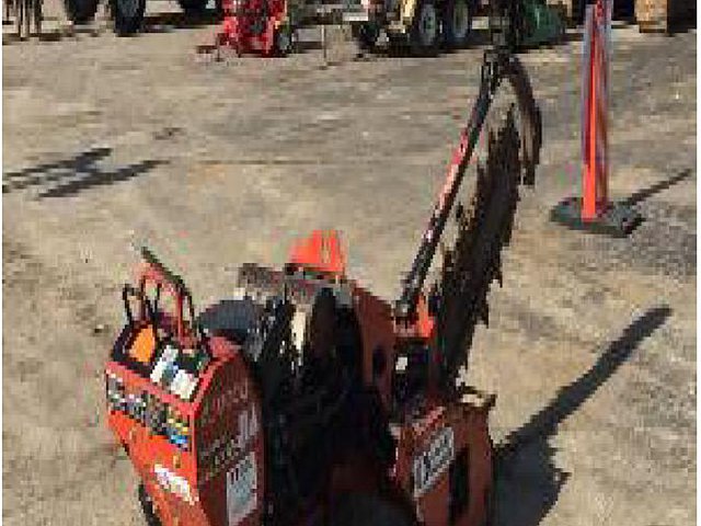 2010 DITCH WITCH RT24 Photo