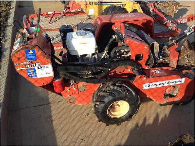 2010 DITCH WITCH RT12 Photo