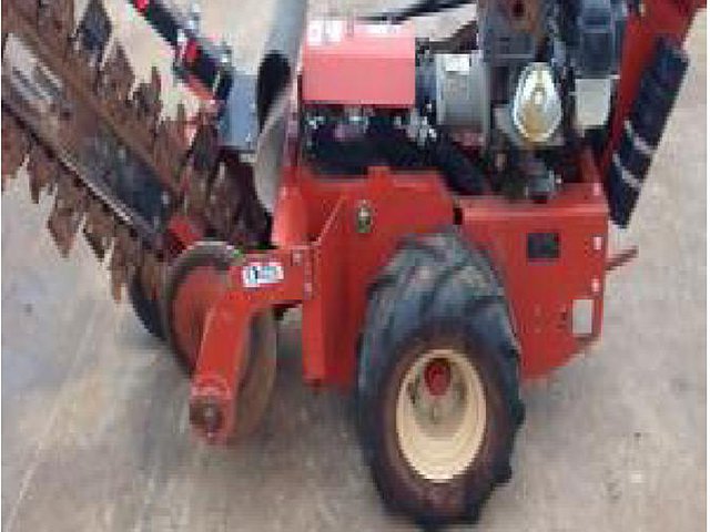 2010 DITCH WITCH RT10 Photo