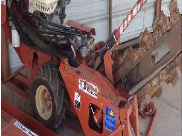 2010 DITCH WITCH RT10 Photo