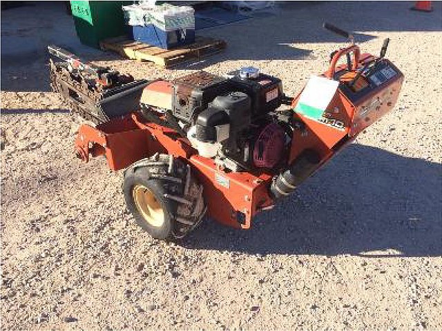 2010 DITCH WITCH RT10 Photo