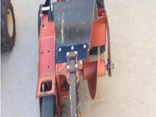 2010 DITCH WITCH RT10 Photo