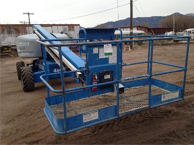 2008 GENIE S60 Photo