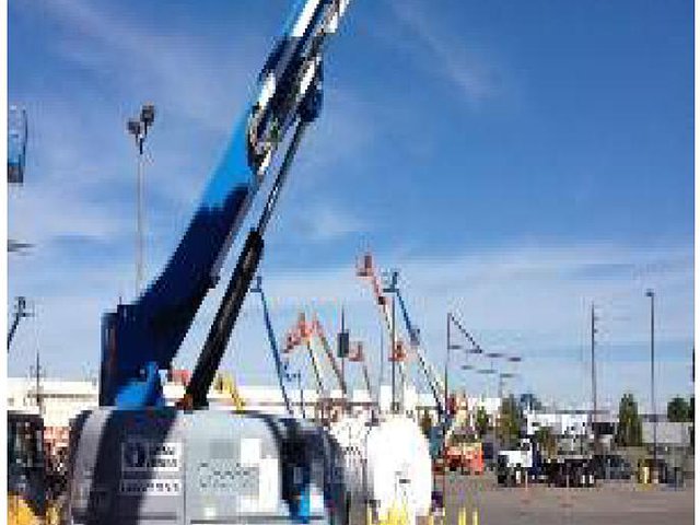2007 GENIE S80 Photo